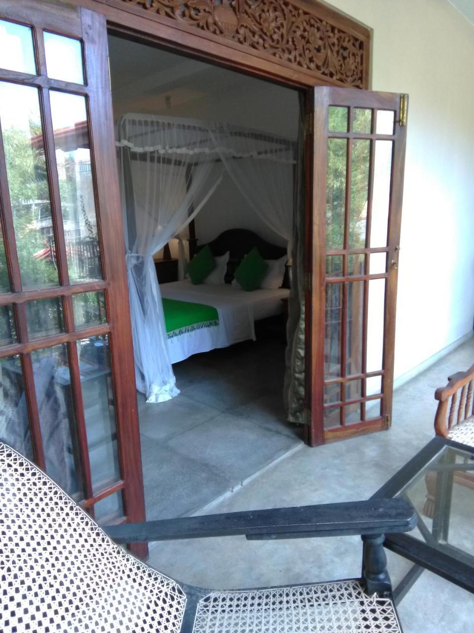 Srimali'S Residence Unawatuna Exterior photo