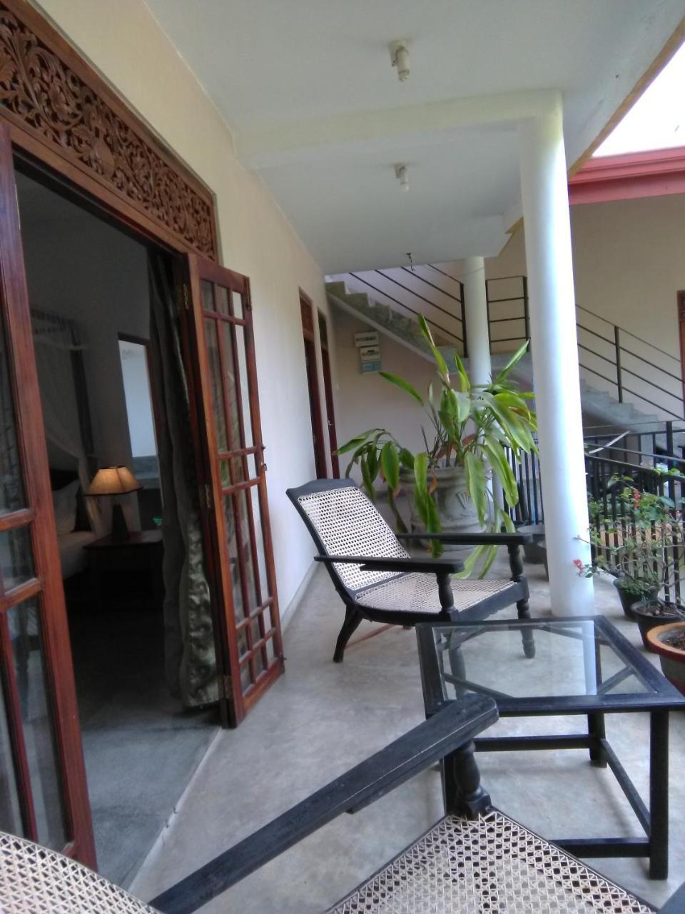 Srimali'S Residence Unawatuna Exterior photo